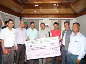 Dr YS Parmar University of Horticulture and Forestry Donates Rs 26 Lakh to Himachal Pradesh Chief Minister's Relief Fund