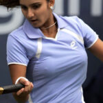 Sania Mirza trolled people with #CHHOTISOCH